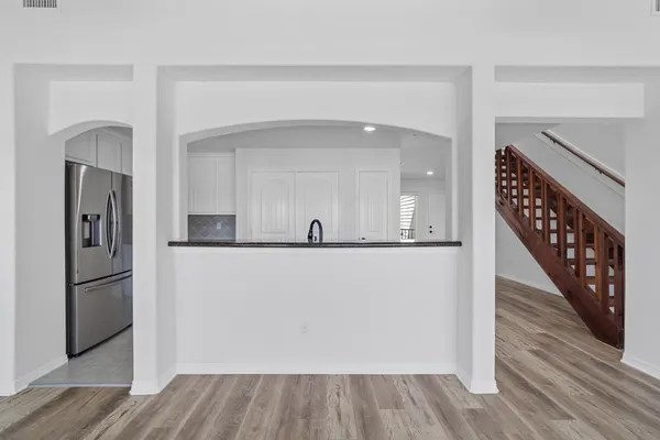 $1,695 | 30 April Point Drive South, Conroe, TX 77356