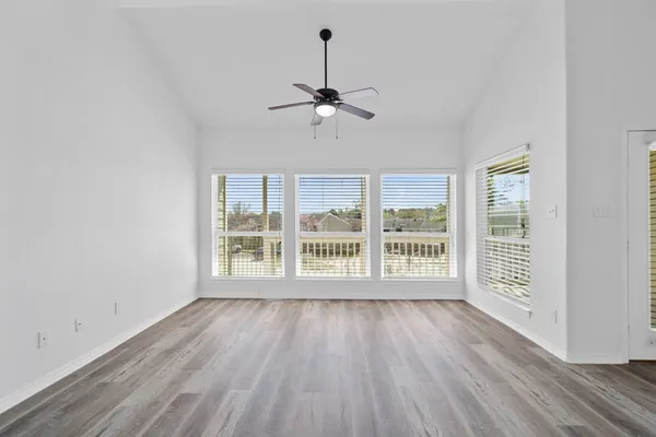 $1,695 | 30 April Point Drive South, Conroe, TX 77356