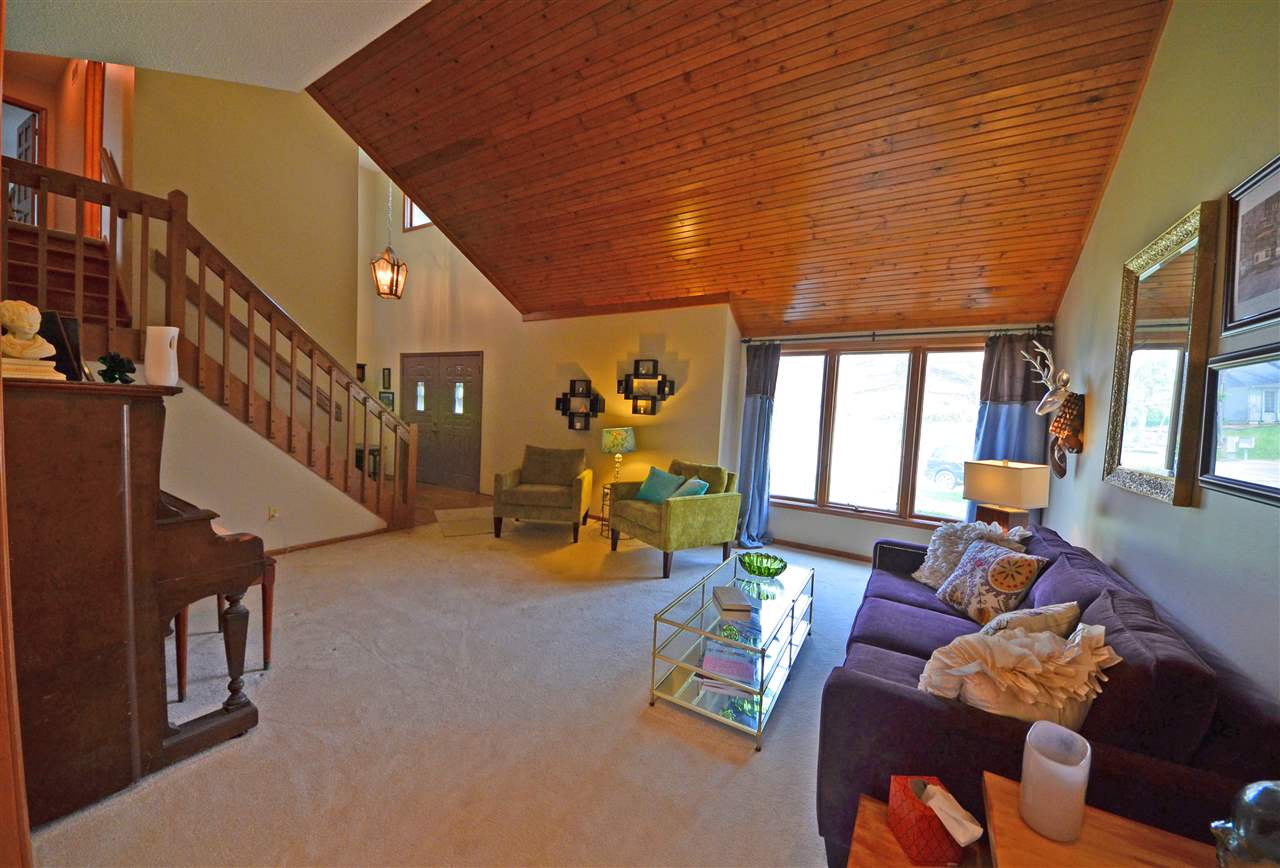 9117 Timber Ridge Court Fort Wayne, IN 46804 - Photo 11 of 36 Gallery Image 11