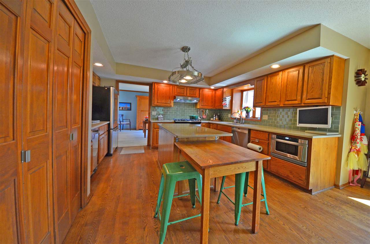 9117 Timber Ridge Court Fort Wayne, IN 46804 - Photo 13 of 36 Gallery Image 13