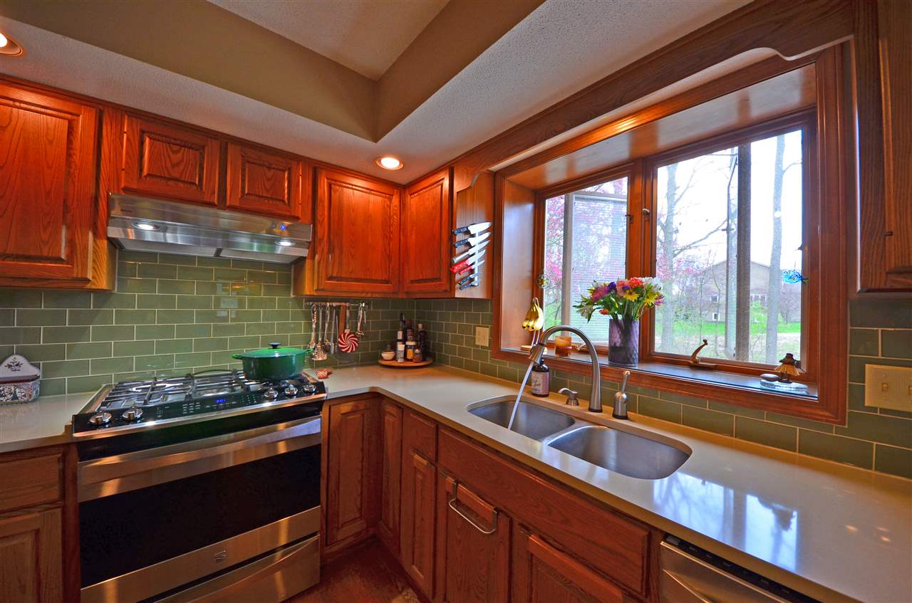9117 Timber Ridge Court Fort Wayne, IN 46804 - Photo 15 of 36 Gallery Image 15