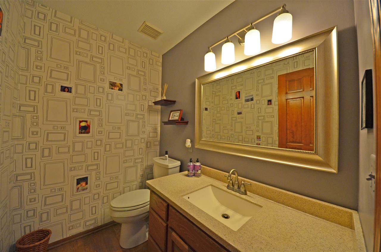 9117 Timber Ridge Court Fort Wayne, IN 46804 - Photo 31 of 36 Gallery Image 31