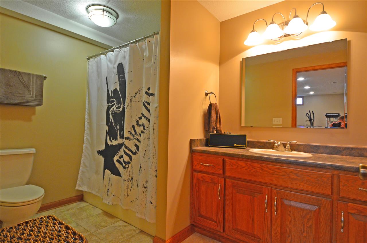 9117 Timber Ridge Court Fort Wayne, IN 46804 - Photo 33 of 36 Gallery Image 33