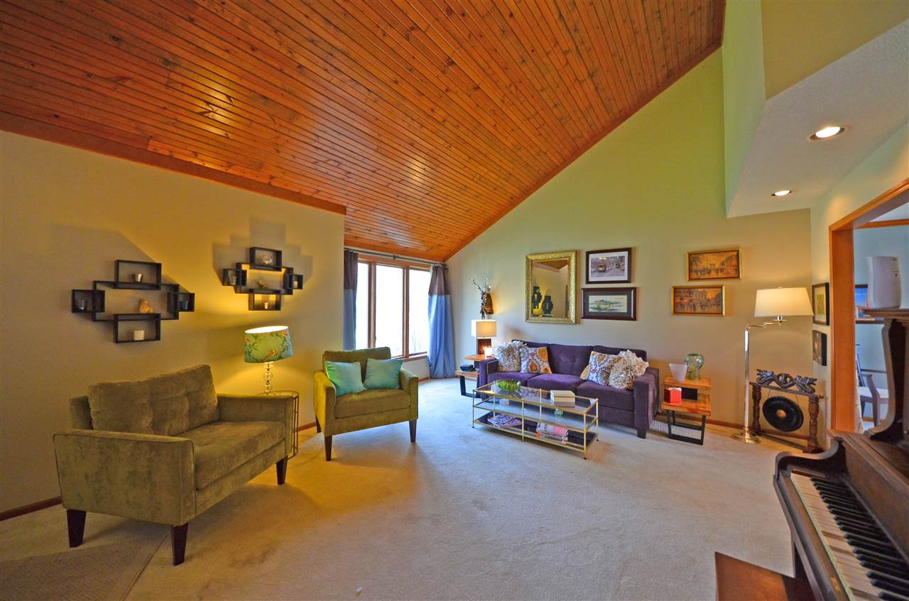 9117 Timber Ridge Court Fort Wayne, IN 46804 - Photo 10 of 36 Gallery Image 10