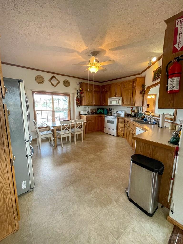 1089 Vega Road Walsenburg, CO 81089 - Photo 10 of 25