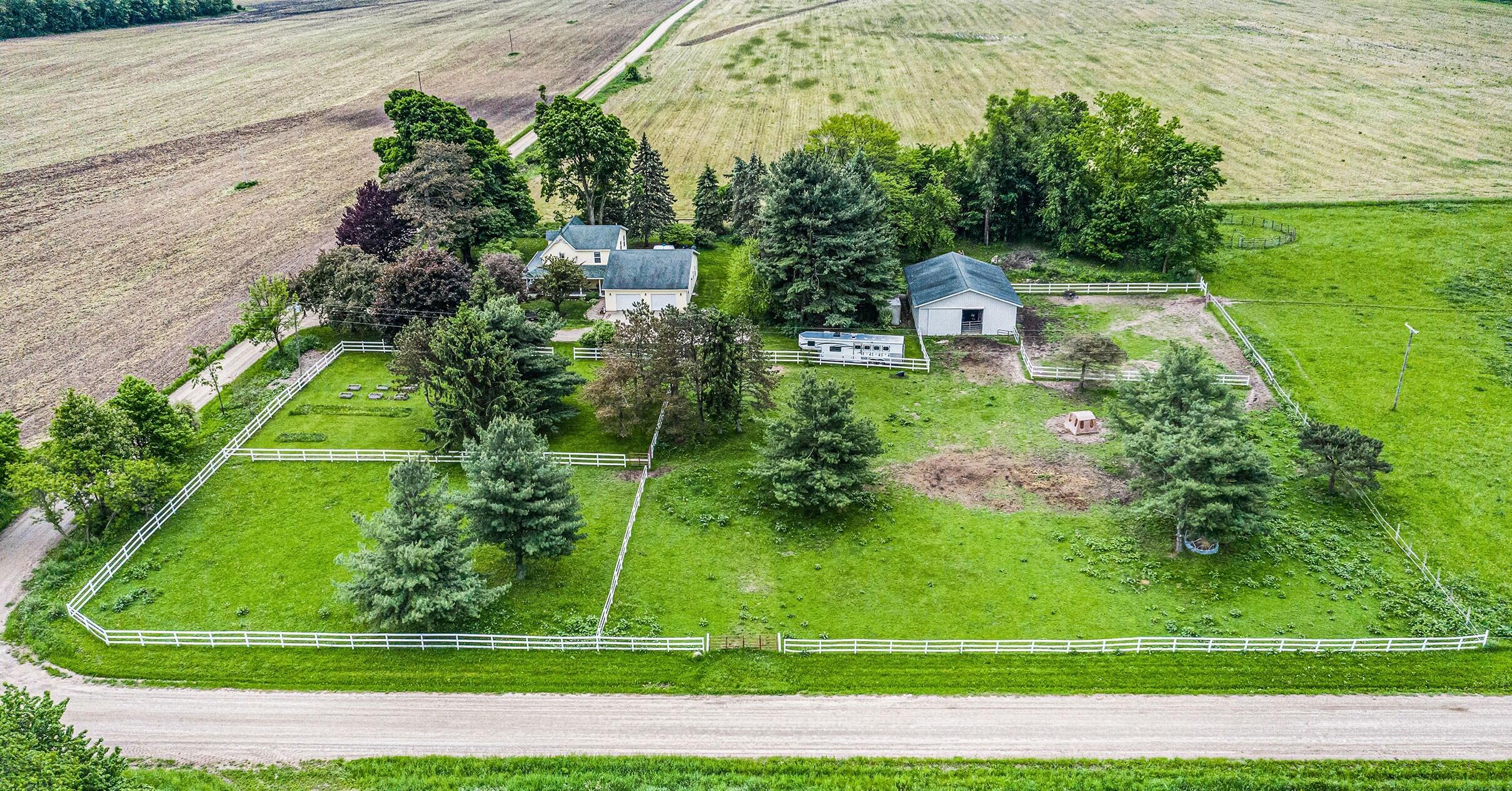 3983 Chickering Road Belding, MI 48809 - Photo 3 of 49 pic15
