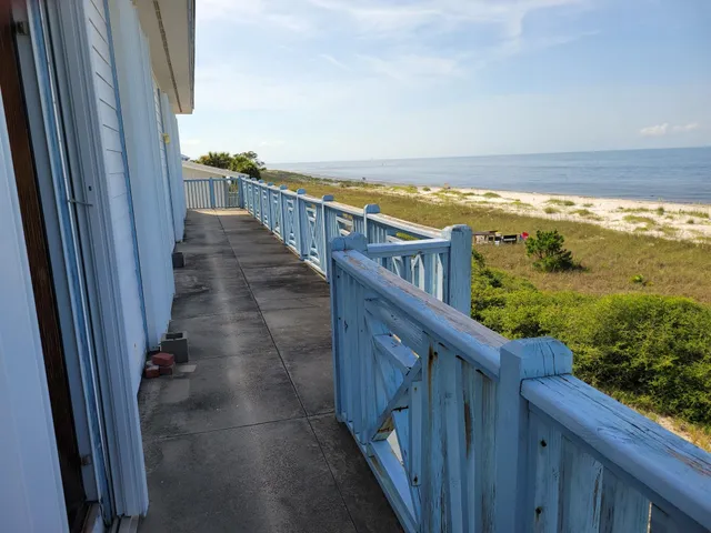 $935,000 | 1433 Alligator Drive, Alligator Point, FL 32346