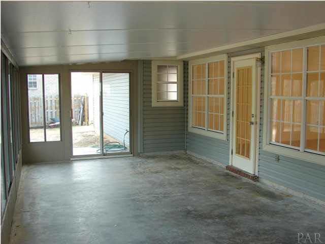 2740 River Run Road Navarre, FL 32566 - Photo 12 of 15 FLORIDA ROOM!