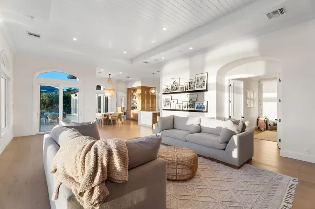 $5,349,000 | 130 North Sewalls Point Road, Sewall's Point, FL 34996