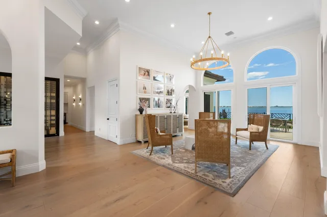 $5,349,000 | 130 North Sewalls Point Road, Sewall's Point, FL 34996