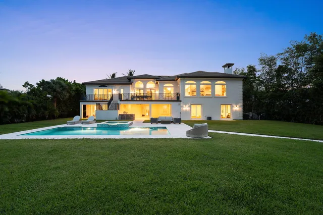 $5,349,000 | 130 North Sewalls Point Road, Sewall's Point, FL 34996