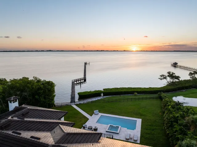 $5,349,000 | 130 North Sewalls Point Road, Sewall's Point, FL 34996