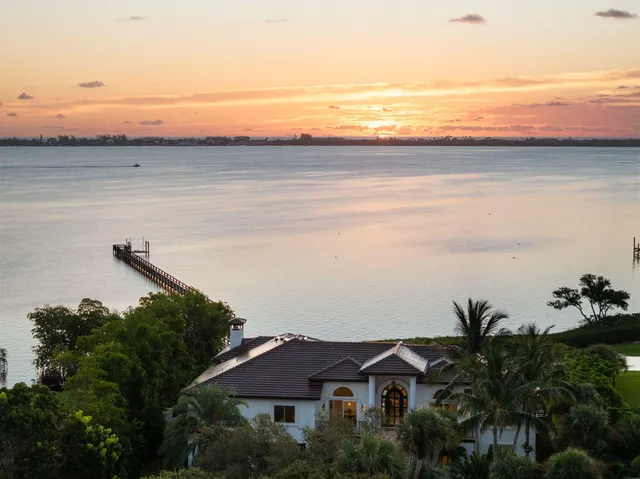 $5,349,000 | 130 North Sewalls Point Road, Sewall's Point, FL 34996