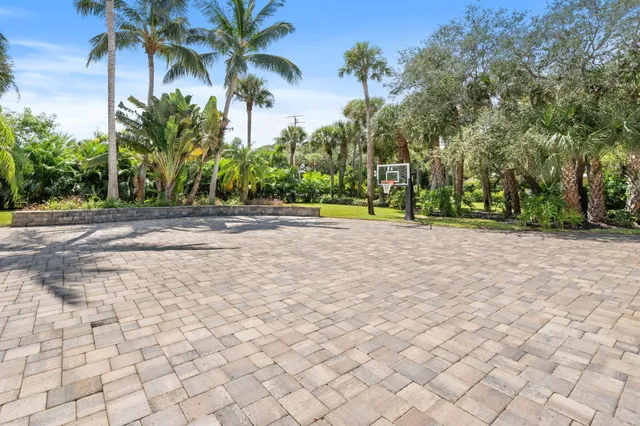 $5,349,000 | 130 North Sewalls Point Road, Sewall's Point, FL 34996