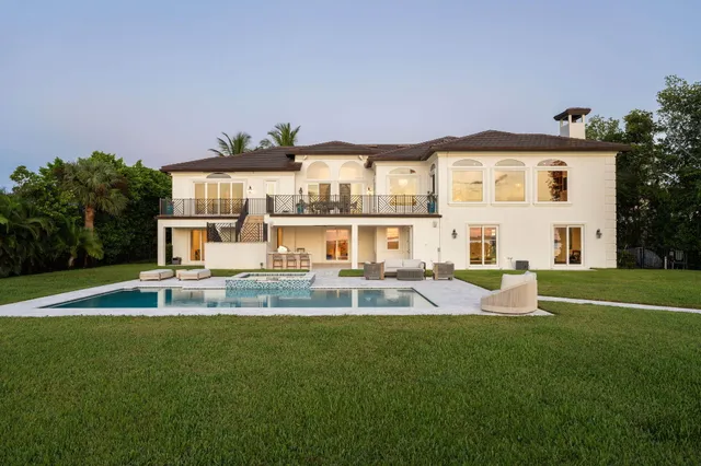 $5,349,000 | 130 North Sewalls Point Road, Sewall's Point, FL 34996