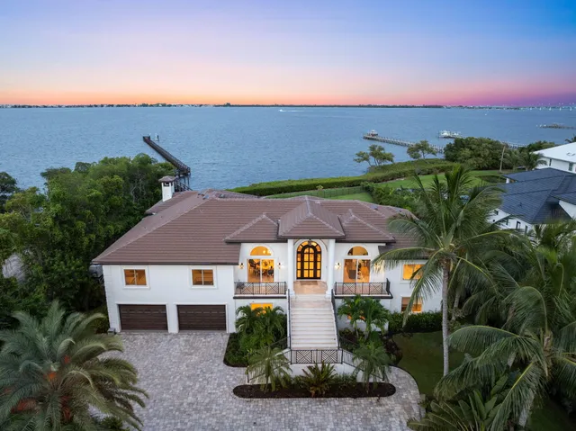 $5,349,000 | 130 North Sewalls Point Road, Sewall's Point, FL 34996