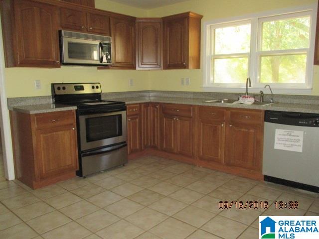 946 Will Keith Road Trussville, AL 35173 - Photo 4 of 10