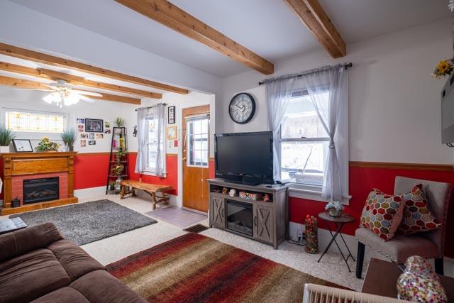 1220 South 65th Street West Allis, WI 53214 - Photo 3 of 22 Living Room