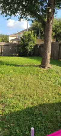 $2,100 | 19042 Remington Mill Drive, Houston, TX 77073