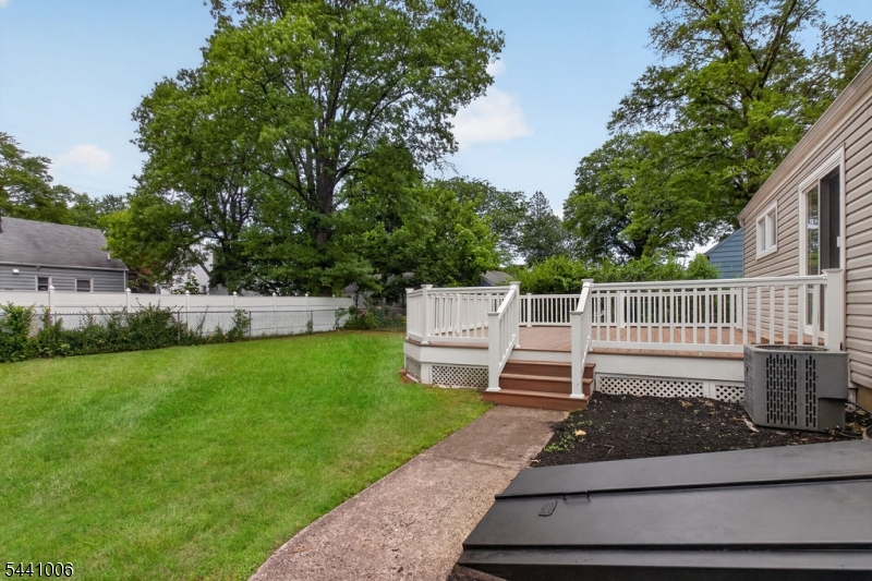 233 Terrill Road Fanwood, NJ 07023 - Photo 4 of 45