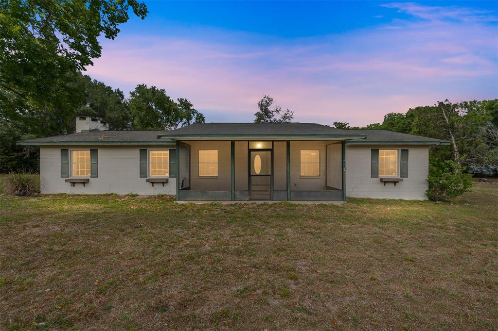 415 Southeast Adams Street High Springs, FL 32643 - Photo 2 of 52