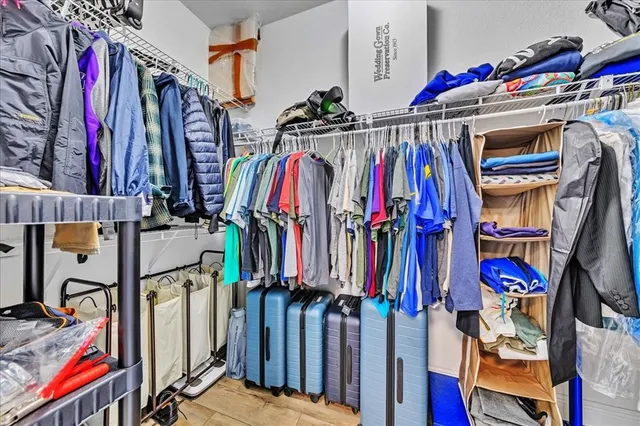 $1,274,990 | 9880 South Miralago Way, Parkland, FL 33076