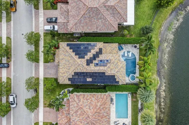 $1,274,990 | 9880 South Miralago Way, Parkland, FL 33076