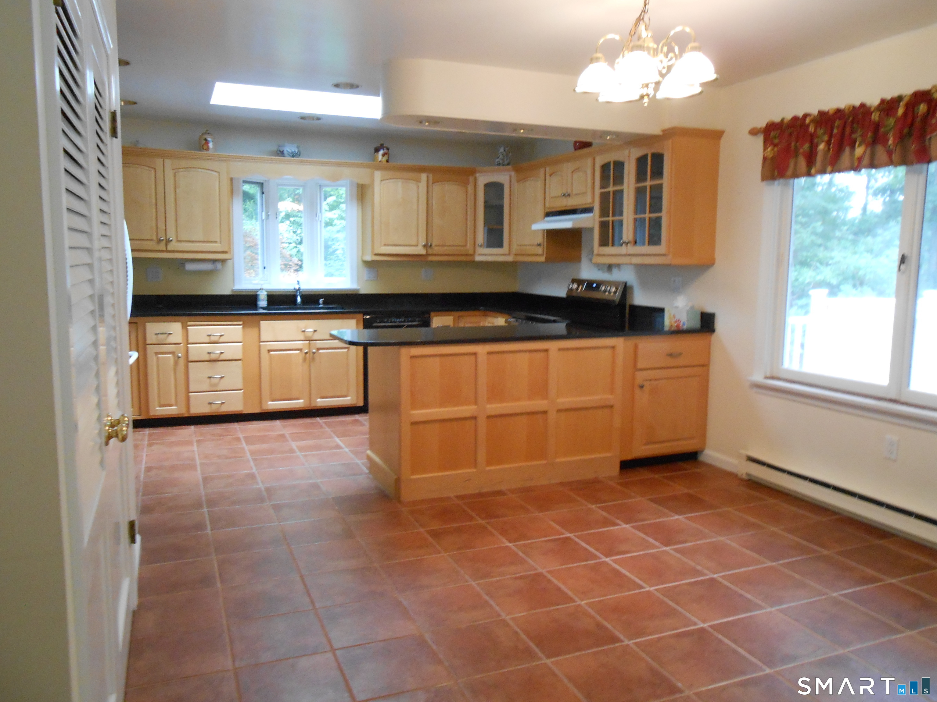 70 Coley Road Wilton, CT 06897 - Photo 8 of 35 Gallery Image 8