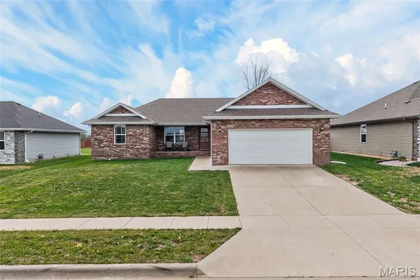 $269,900 | 5004 West Skyler Drive, Springfield, MO 65802