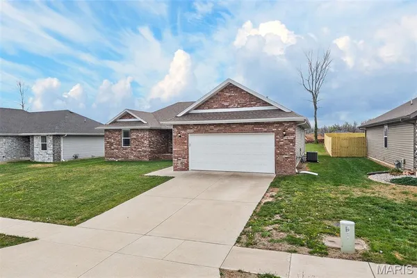 $269,900 | 5004 West Skyler Drive, Springfield, MO 65802