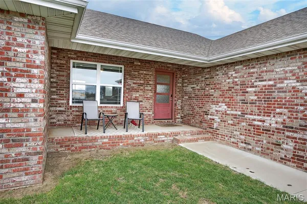 $269,900 | 5004 West Skyler Drive, Springfield, MO 65802