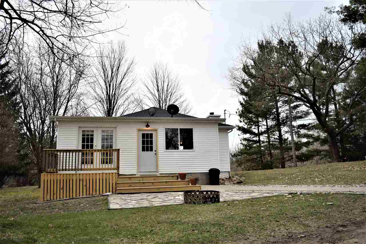 9712 West Blanchard Road Blanchard, MI 49310 - Photo 4 of 25 1847391-3.JPG