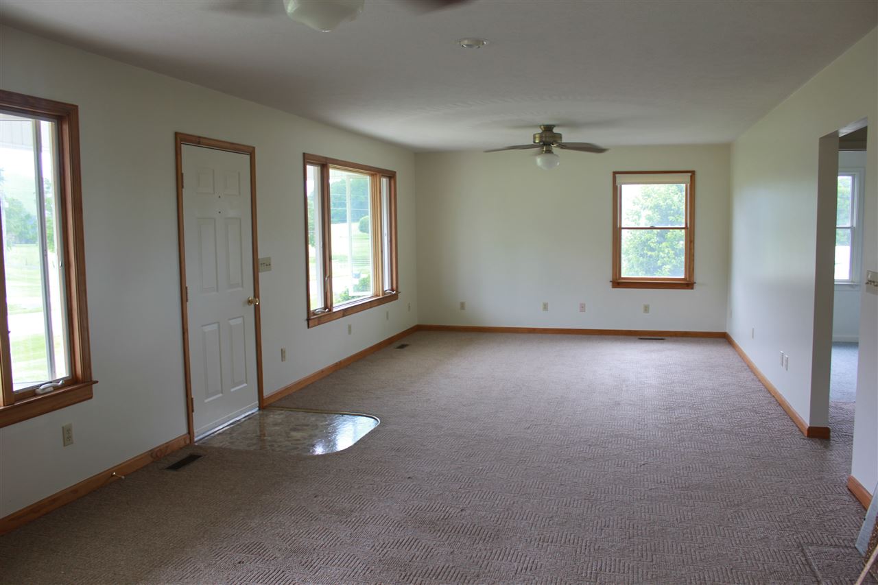 1557 Newtown Road Elkton, VA 22827 - Photo 6 of 9 Gallery Image 6