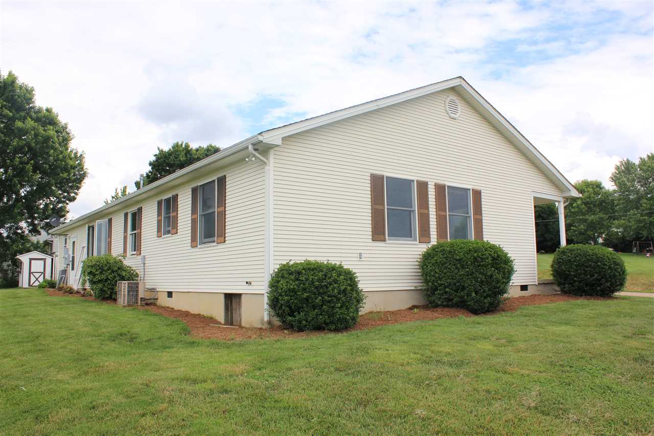 1557 Newtown Road Elkton, VA 22827 - Photo 8 of 9 Gallery Image 8