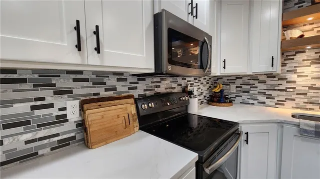 $345,000 | 812 Appleblossom, Excelsior Springs, MO 64024