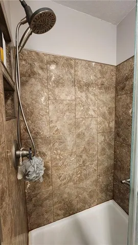 $345,000 | 812 Appleblossom, Excelsior Springs, MO 64024