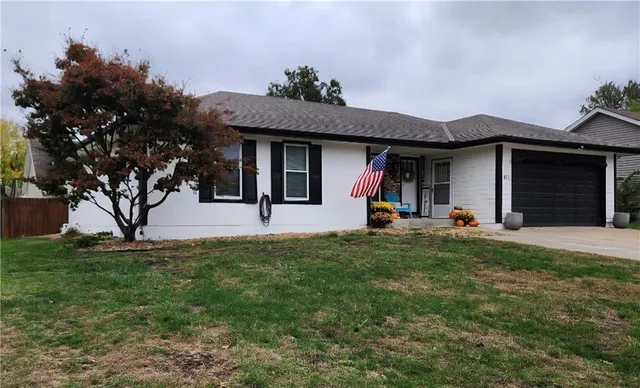 $345,000 | 812 Appleblossom, Excelsior Springs, MO 64024