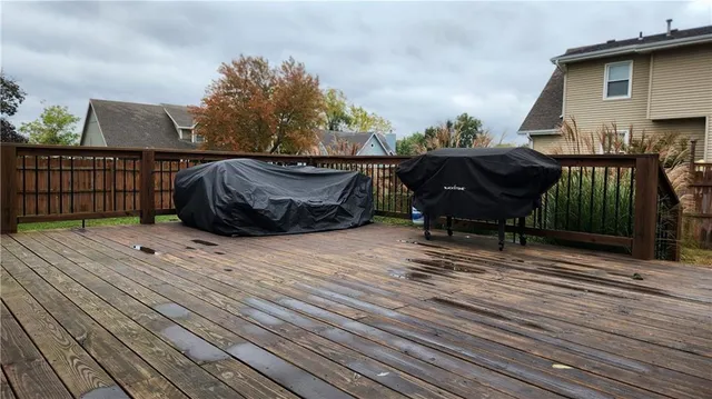 $345,000 | 812 Appleblossom, Excelsior Springs, MO 64024