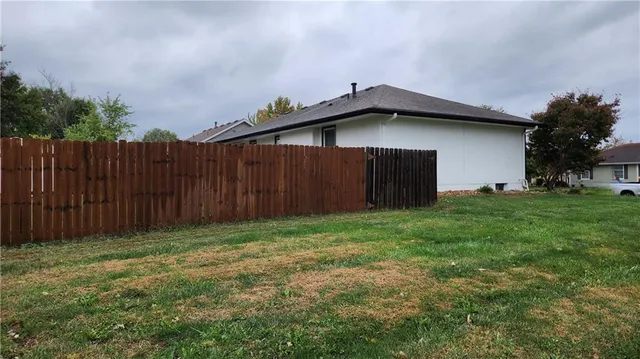 $345,000 | 812 Appleblossom, Excelsior Springs, MO 64024