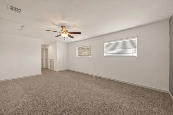 $2,650 | 7935 Brumbly Lane, Rosharon, TX 77583