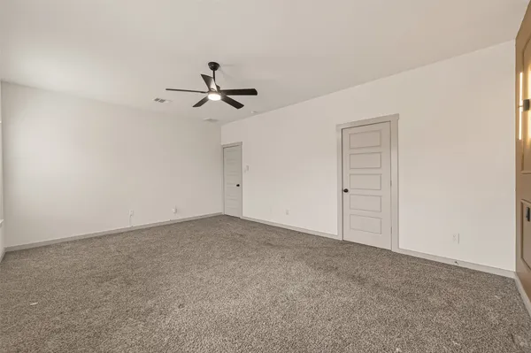 $2,650 | 7935 Brumbly Lane, Rosharon, TX 77583