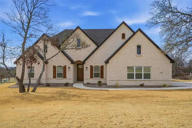$429,900 | 504 Payne Lane, Springtown, TX 76082