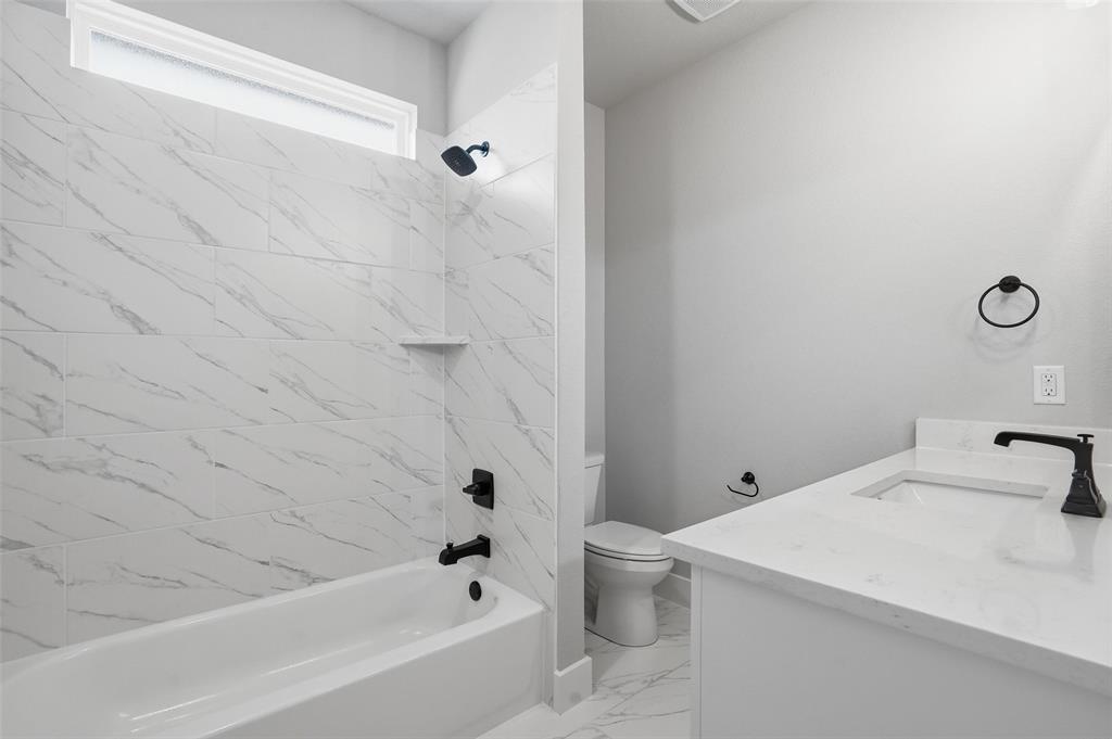 504 Payne Lane Springtown, TX 76082 - Photo 12 of 40