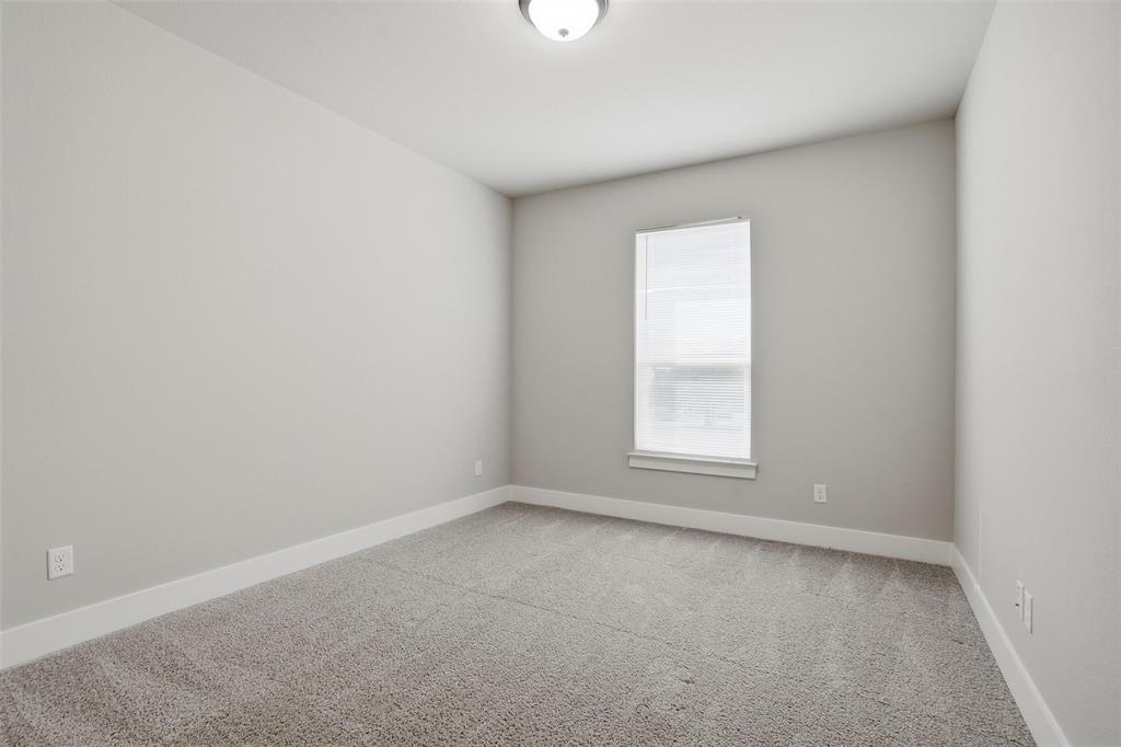 504 Payne Lane Springtown, TX 76082 - Photo 14 of 40