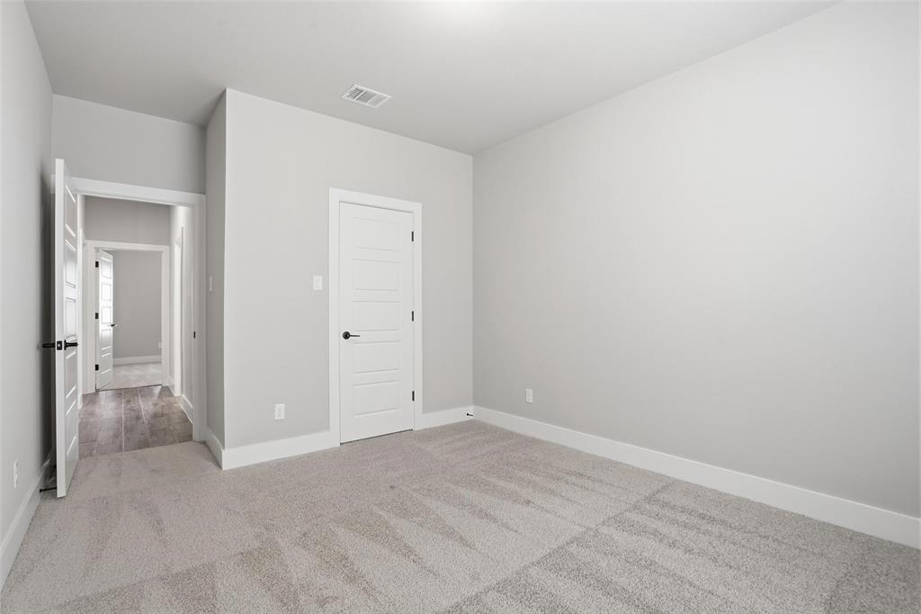 504 Payne Lane Springtown, TX 76082 - Photo 15 of 40