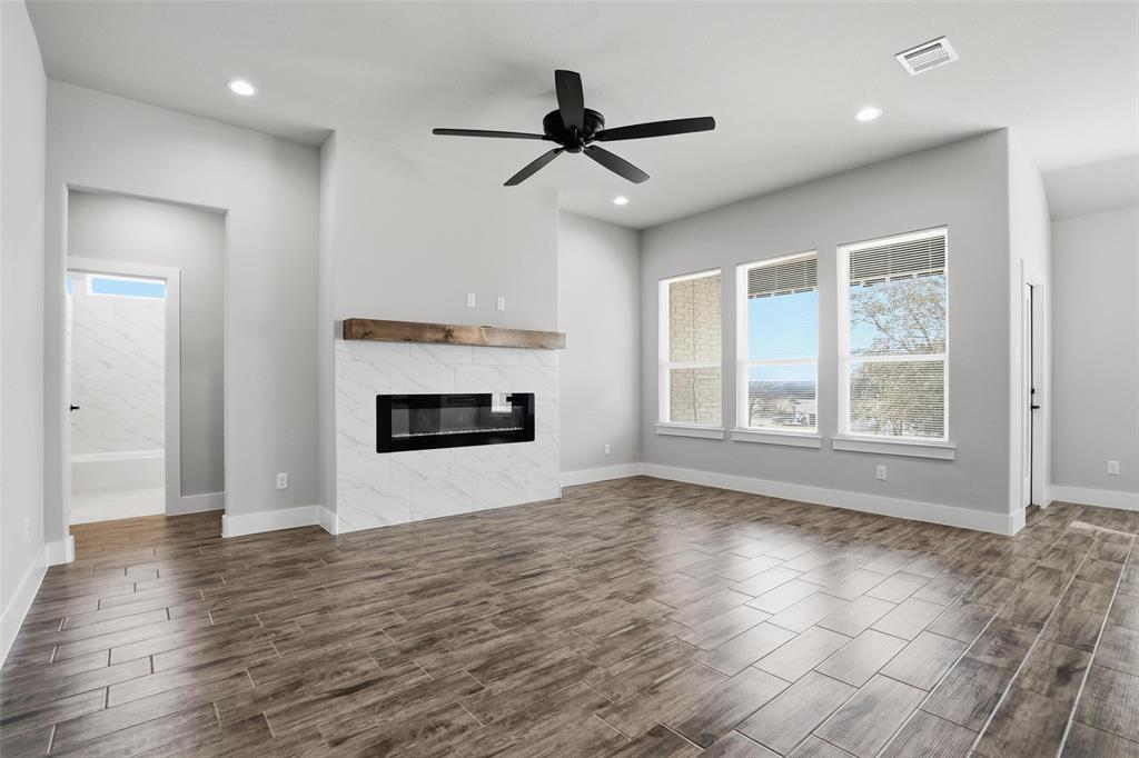 504 Payne Lane Springtown, TX 76082 - Photo 21 of 40