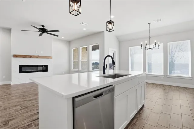 $429,900 | 504 Payne Lane, Springtown, TX 76082