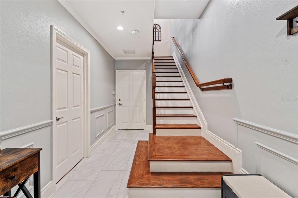 1451 Common Way Road Orlando, FL 32814 - Photo 4 of 38