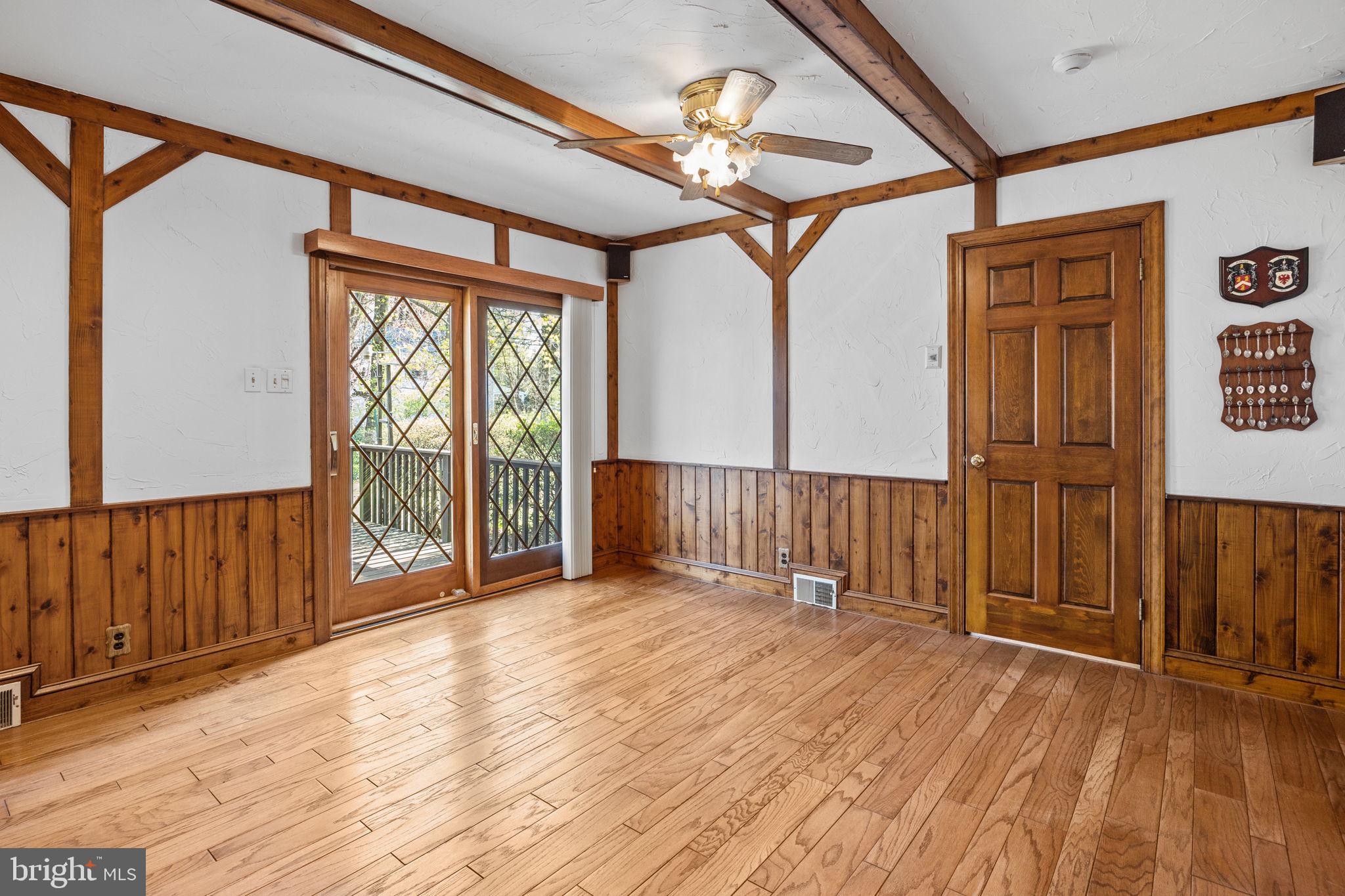 6642 Upper York Road New Hope, PA 18938 - Photo 14 of 38 Kitchen Eat-In Area