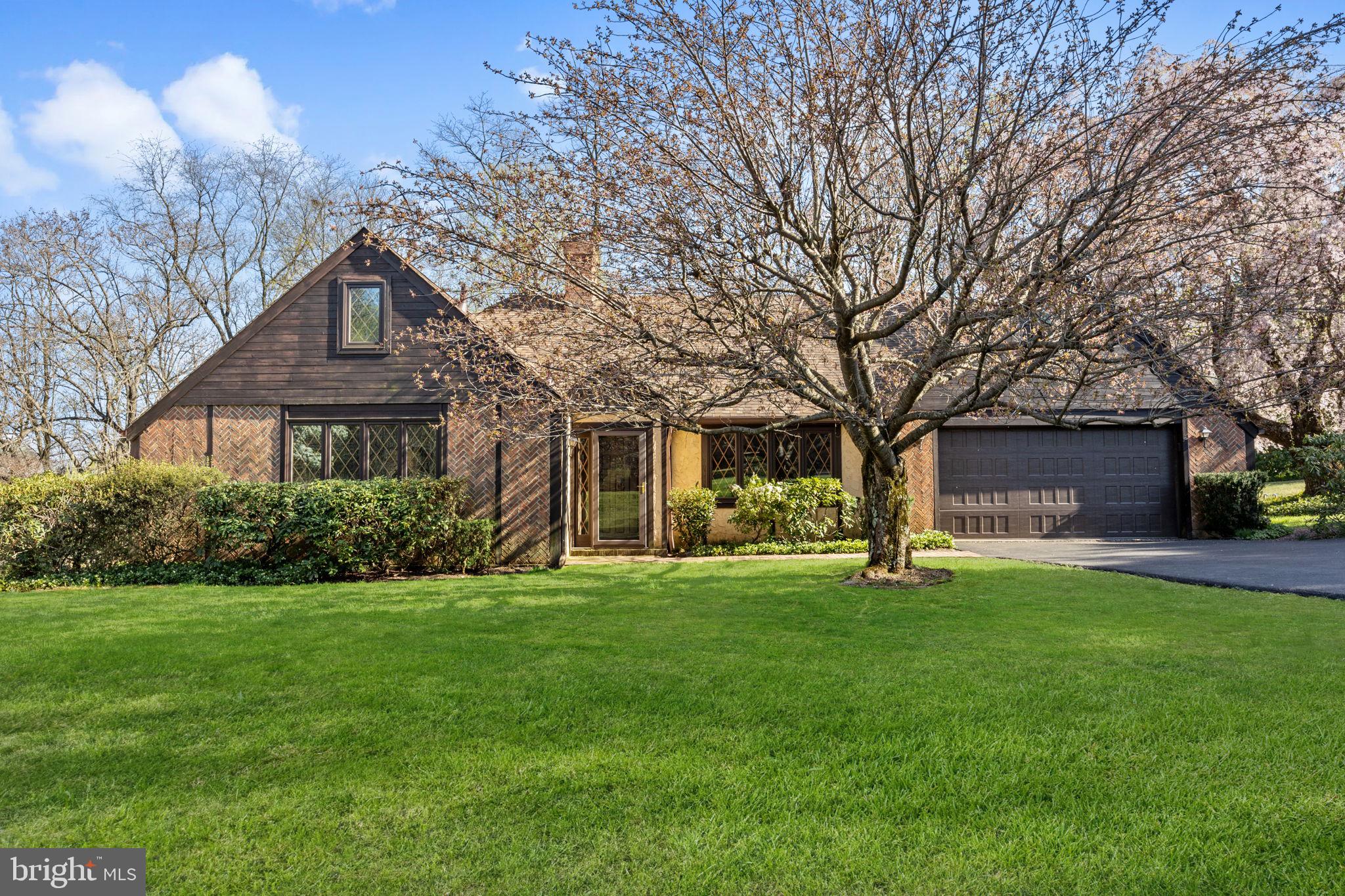 6642 Upper York Road New Hope, PA 18938 - Photo 2 of 38 Front Exterior